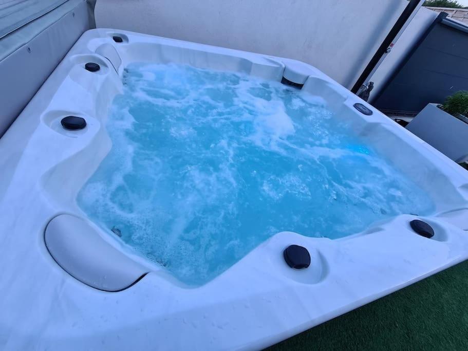 Villa Magnifique Avec Jacuzzi En Option Villeneuve-les-Maguelonne
