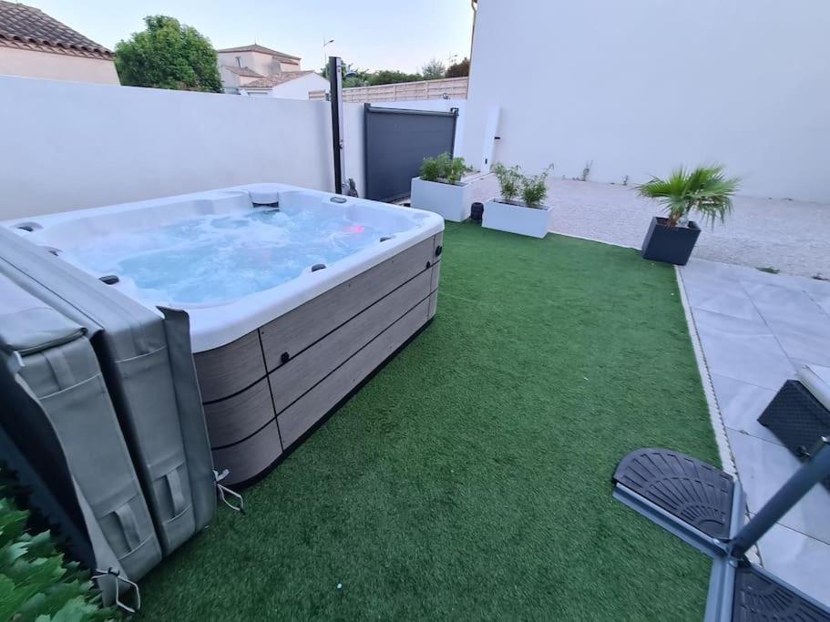 Villa Magnifique Avec Jacuzzi En Option