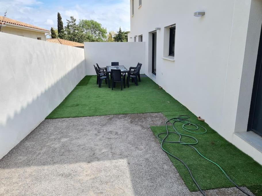 Magnifique Avec Jacuzzi En Option Villa *