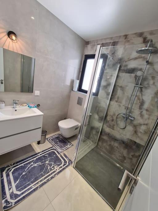 Magnifique Avec Jacuzzi En Option Villa *